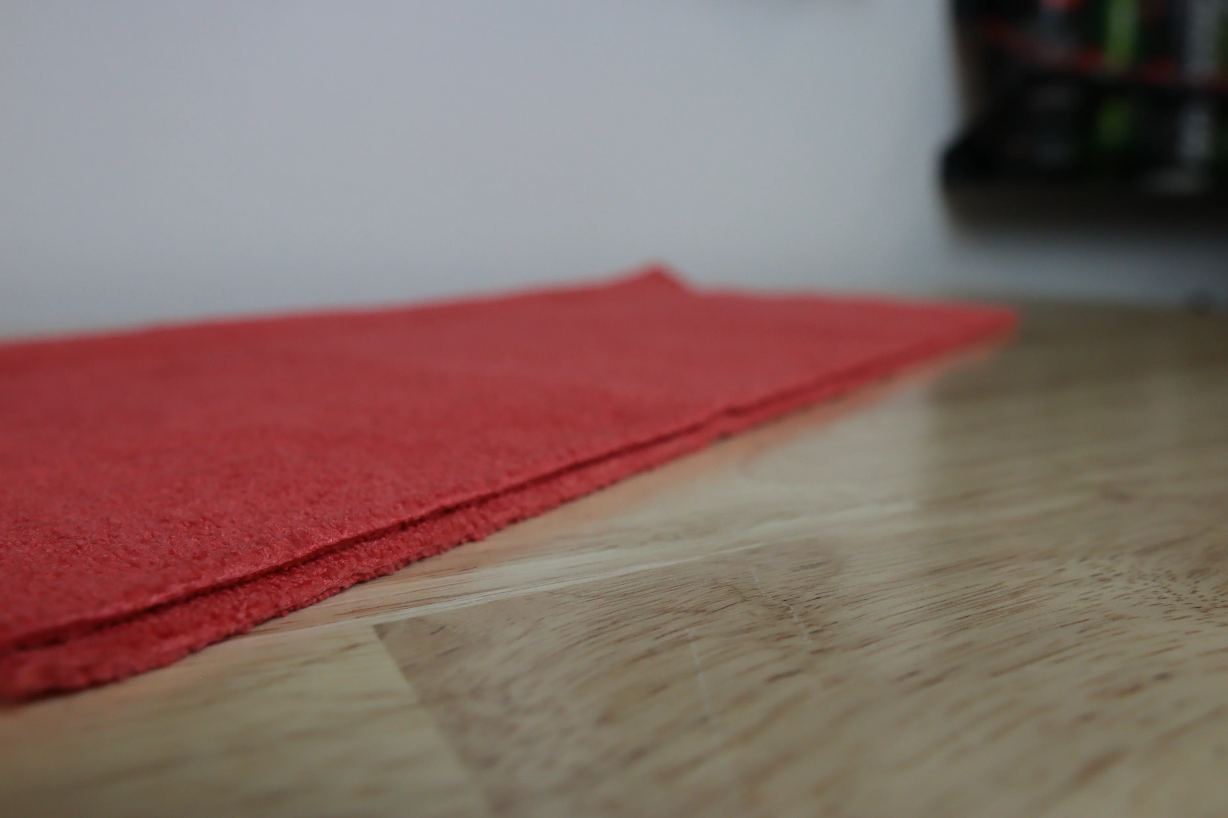 300 GSM Edgeless Micro Fiber - RED (12 Pack) - Image 3
