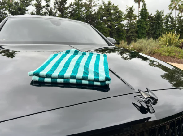 QUIVR (Not A Beach Towel) Drying Towel - Image 2