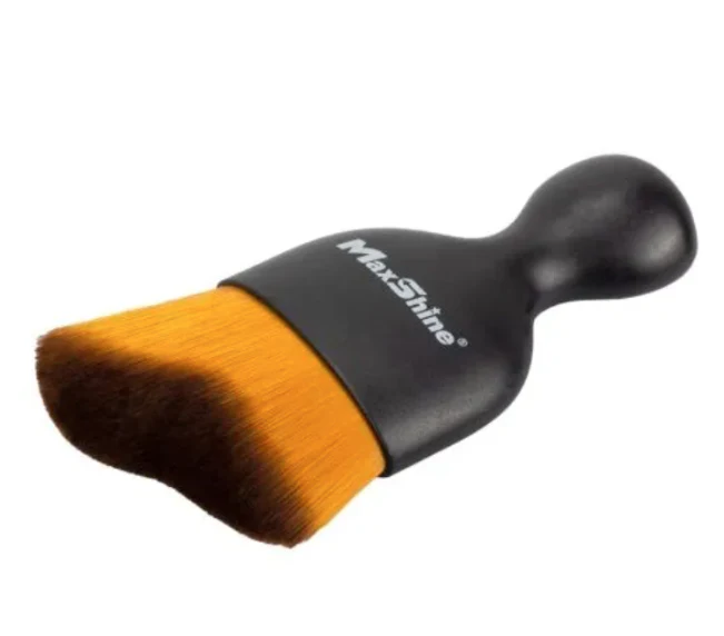 Ultra Soft Ergonomic Handle Detailing Brush